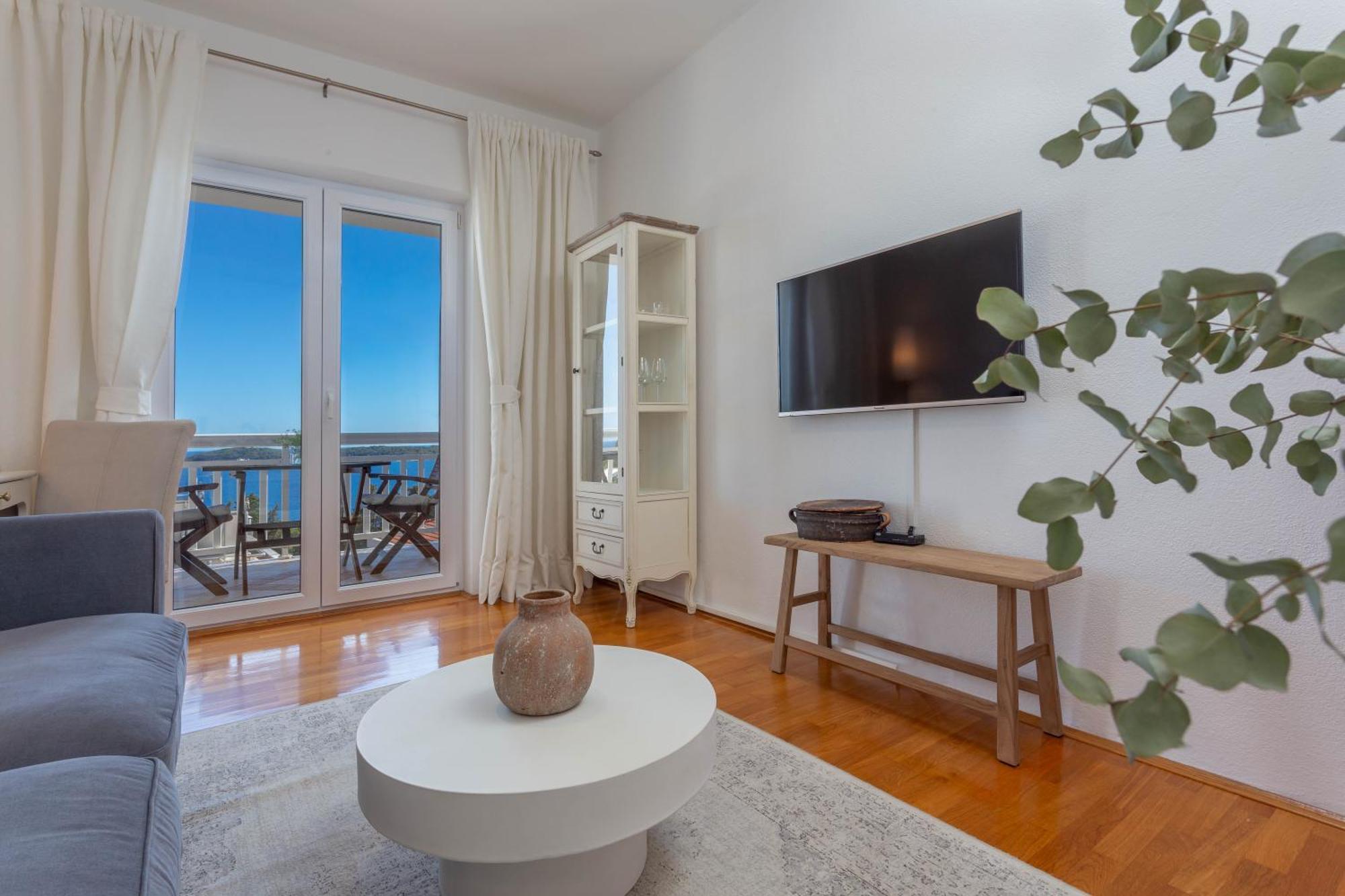 Tia Hvar Top View Apartment フヴァル エクステリア 写真